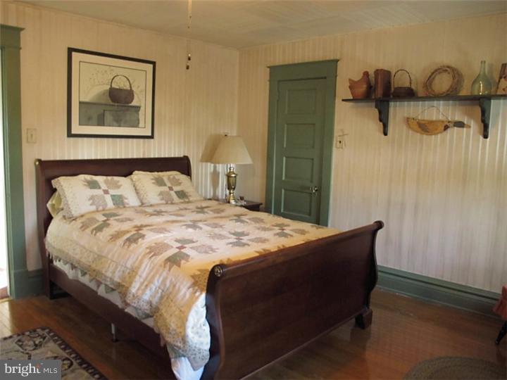 206 Middletown Road Media, PA 19063 - Photo 15 of 25 Bedroom - Main
