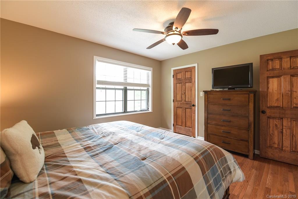 528 North Country Club Road Brevard, NC 28712 - Photo 12 of 35 Gallery Image 12