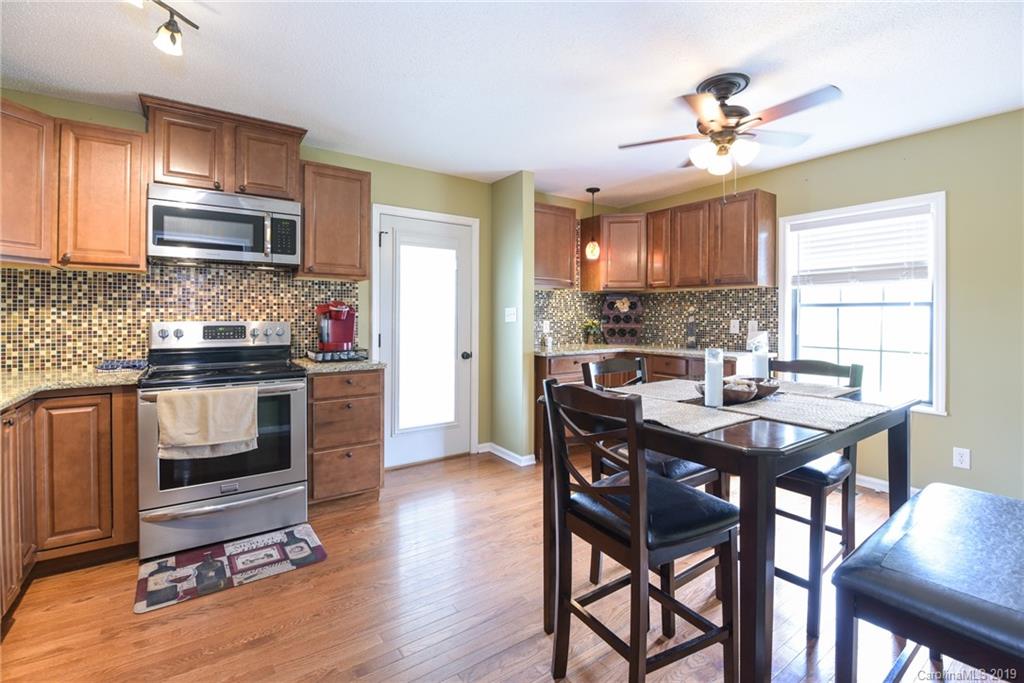 528 North Country Club Road Brevard, NC 28712 - Photo 5 of 35 Gallery Image 5