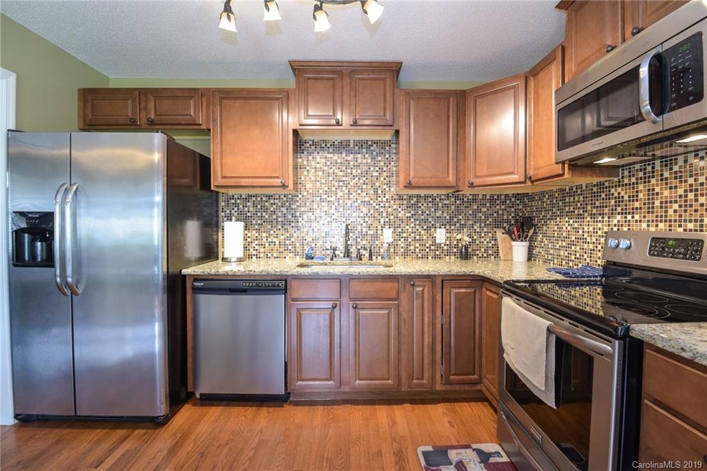 528 North Country Club Road Brevard, NC 28712 - Photo 6 of 35 Gallery Image 6