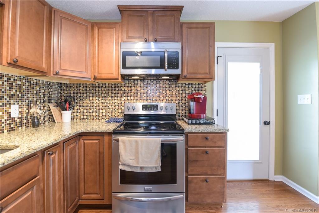 528 North Country Club Road Brevard, NC 28712 - Photo 7 of 35 Gallery Image 7