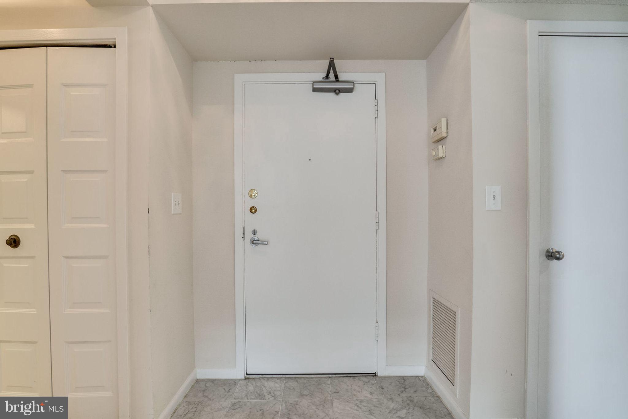 5501 Seminary Road, Unit 2013S Falls Church, VA 22041 - Photo 20 of 57