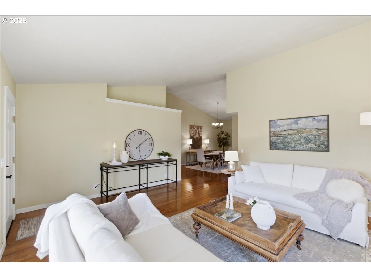 5718 E Street Springfield, OR 97478 - Photo 11 of 44