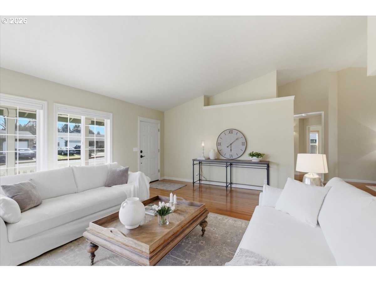 5718 E Street Springfield, OR 97478 - Photo 12 of 44