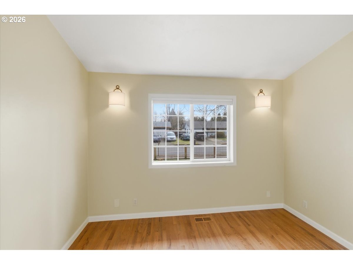 5718 E Street Springfield, OR 97478 - Photo 27 of 44