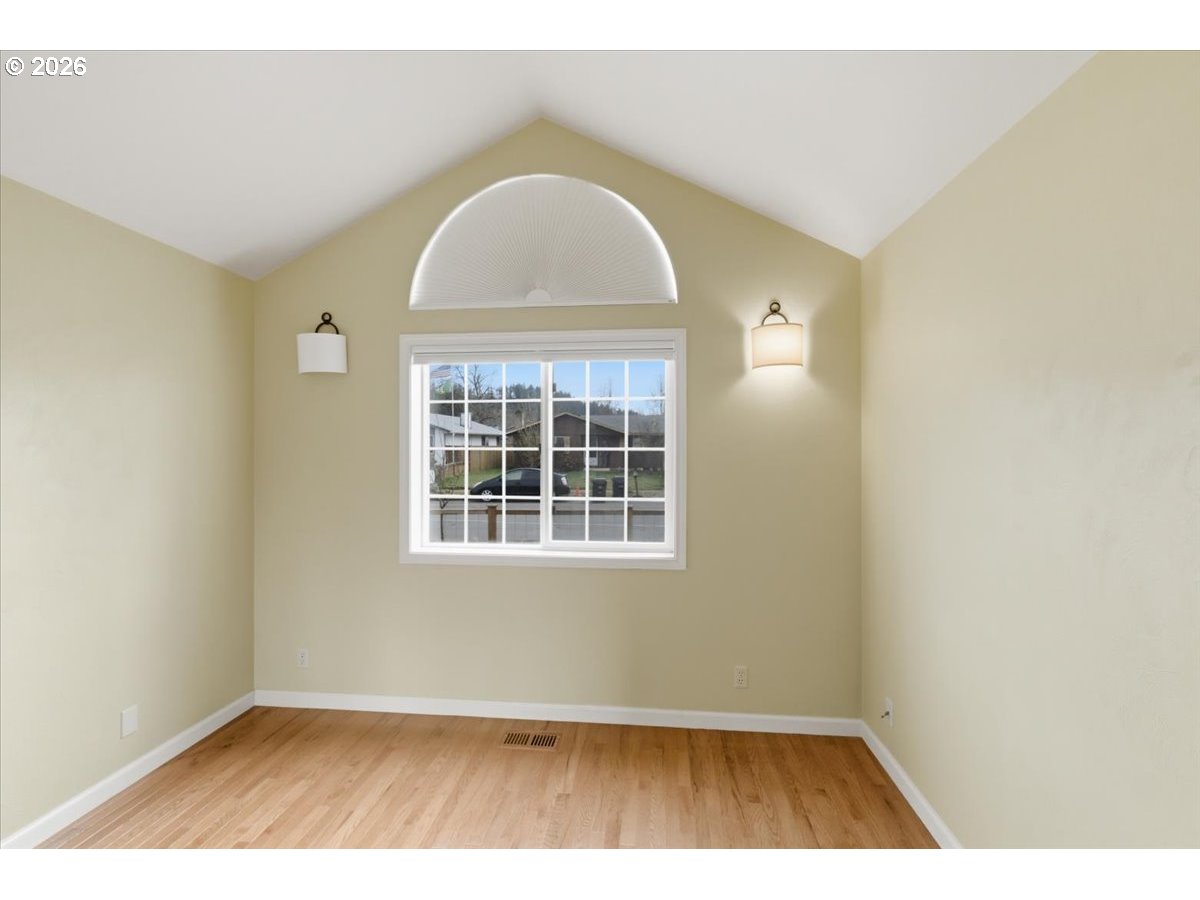 5718 E Street Springfield, OR 97478 - Photo 29 of 44