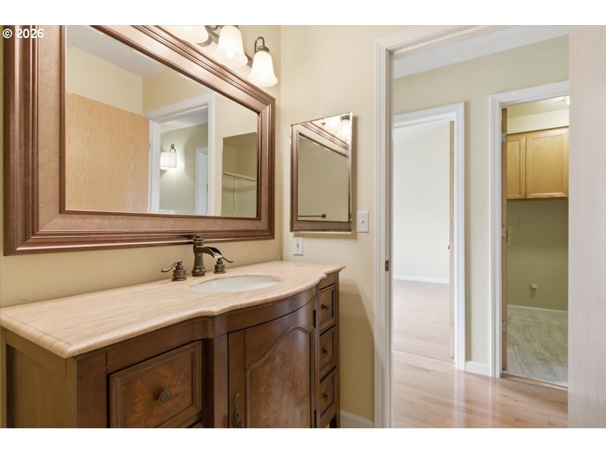 5718 E Street Springfield, OR 97478 - Photo 32 of 44