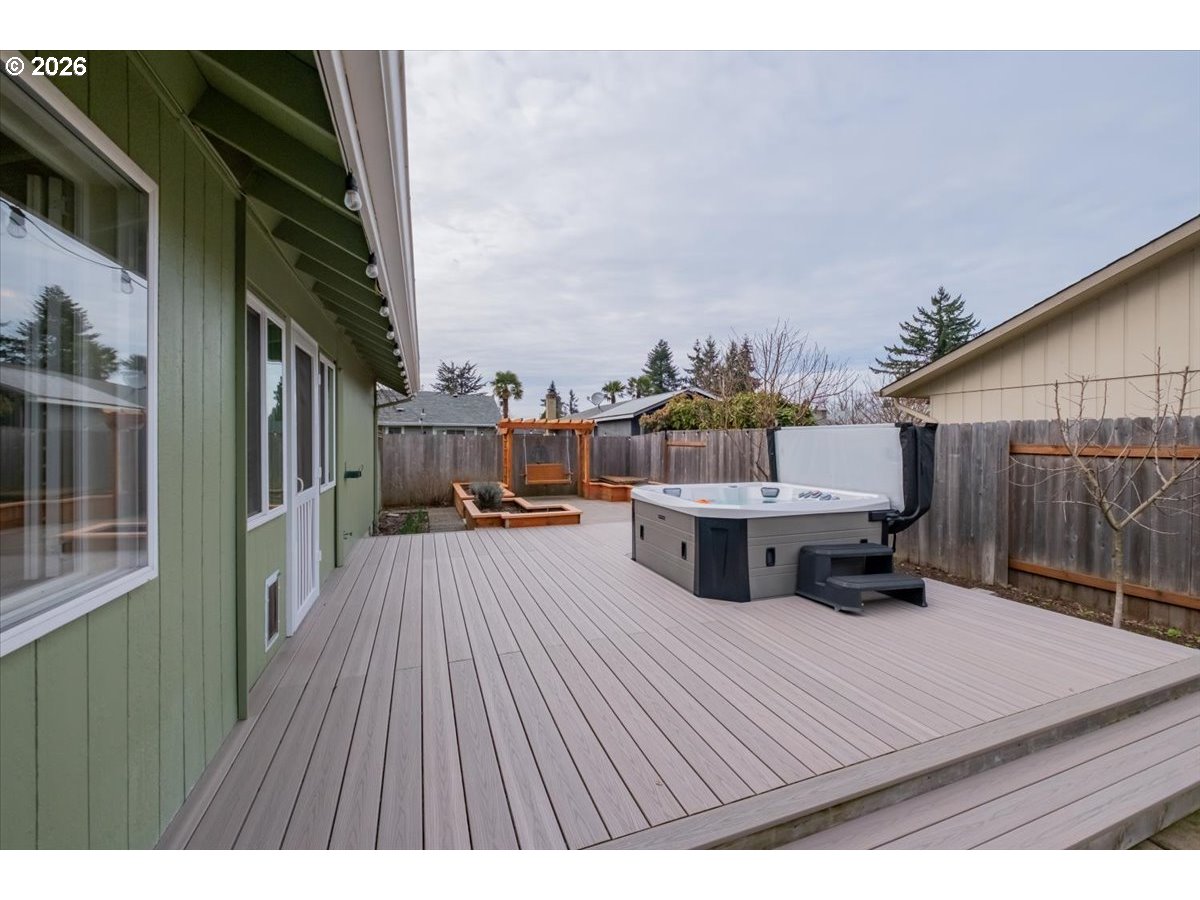 5718 E Street Springfield, OR 97478 - Photo 38 of 44