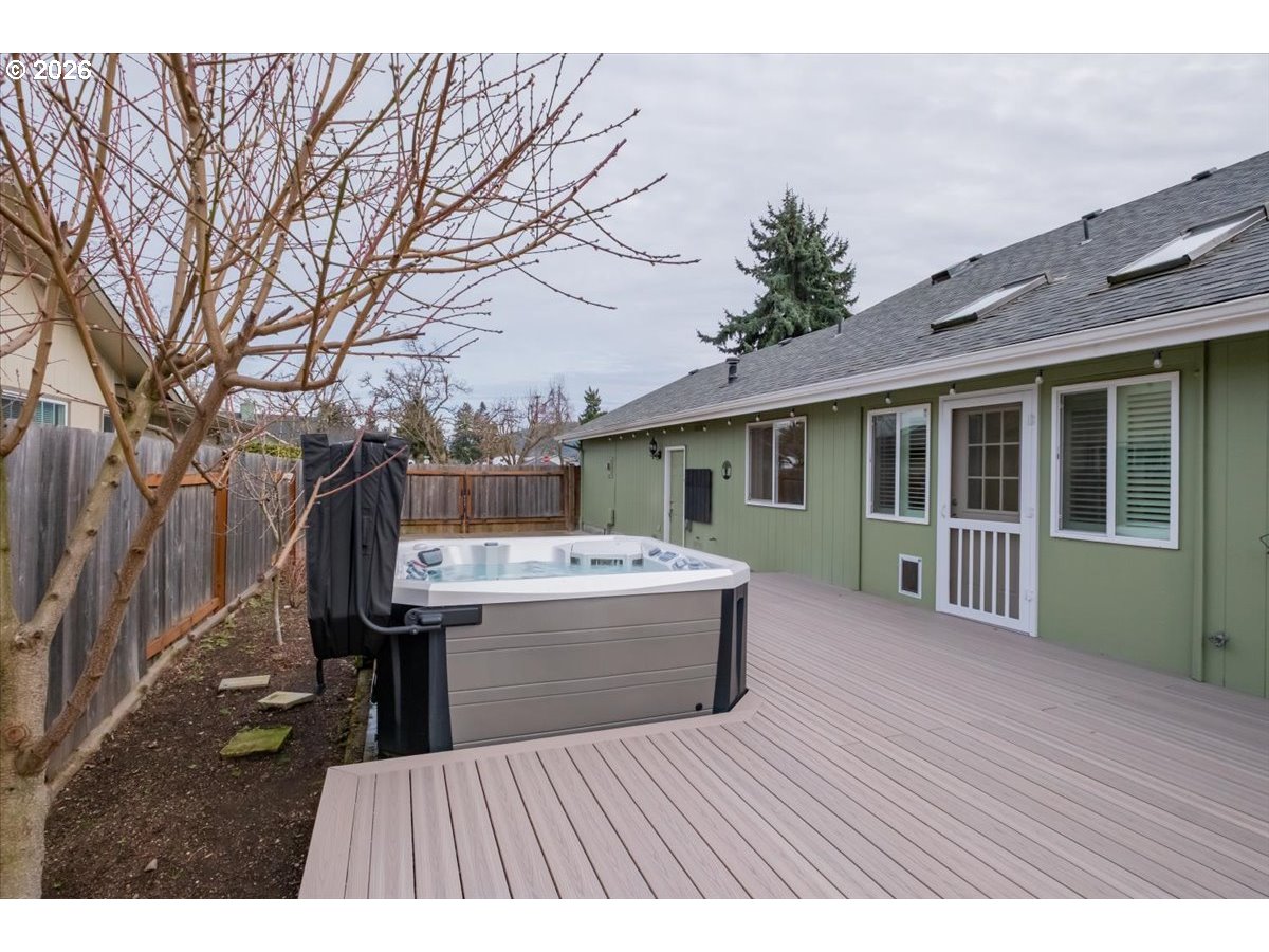 5718 E Street Springfield, OR 97478 - Photo 39 of 44