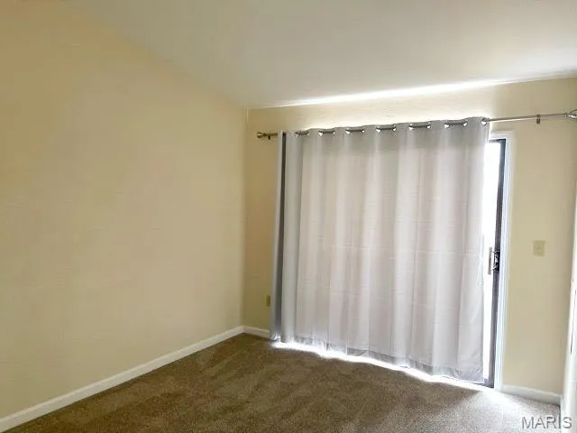 $1,200 | 89 Peachtree Lane, Fairview Heights, IL 62208