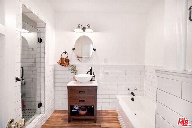 $11,500 | 4607 Willowcrest Avenue, North Hollywood, CA 91602