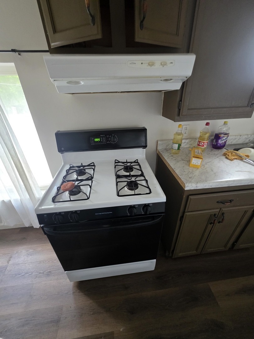 333 North 7th Street DeKalb, IL 60115 - Photo 11 of 30