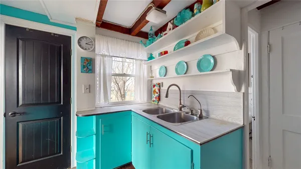 $3,499,000 | 20 Snowberry Lane, Westerly, RI 02891