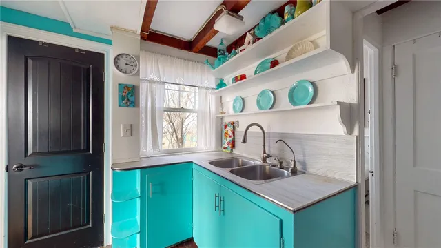 $3,499,000 | 20 Snowberry Lane, Westerly, RI 02891