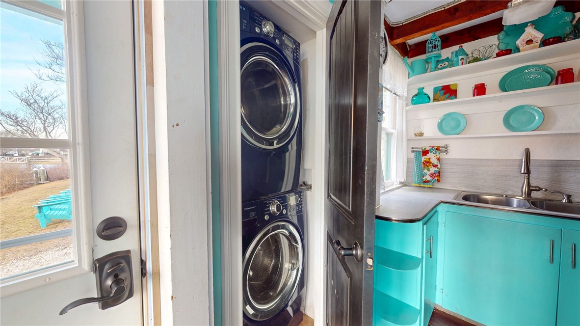 20 Snowberry Lane Westerly, RI 02891 - Photo 20 of 37