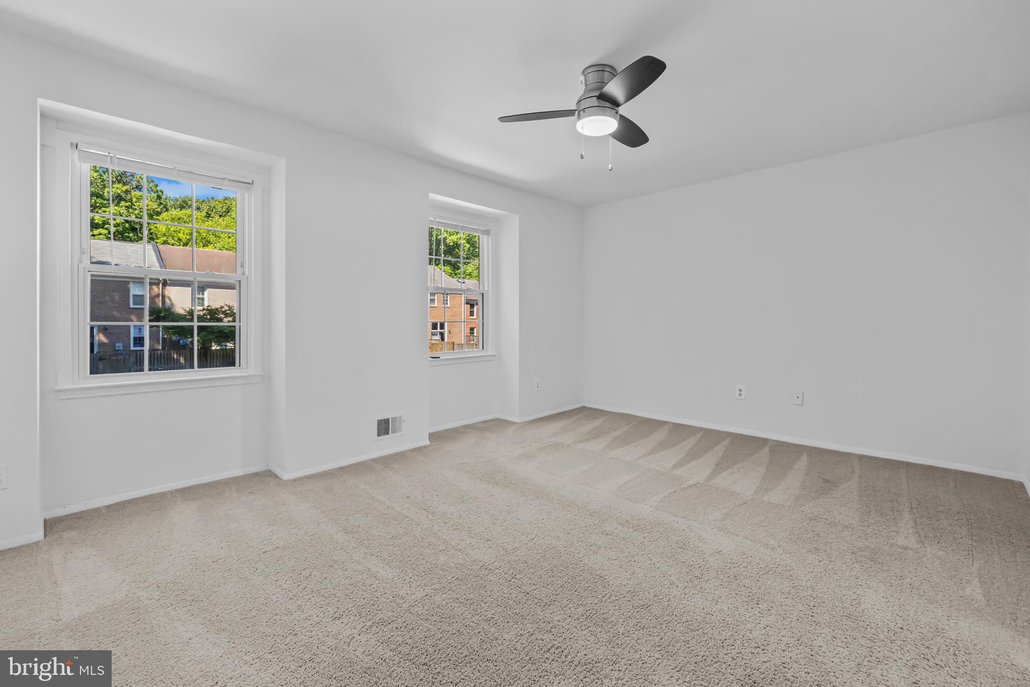 11924 Travistock Court Reston, VA 20191 - Photo 19 of 41