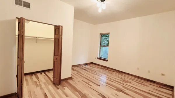 $3,200 | 6128 South Kenwood Avenue, Chicago, IL 60637