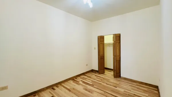 $3,200 | 6128 South Kenwood Avenue, Chicago, IL 60637