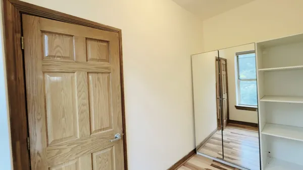 $3,200 | 6128 South Kenwood Avenue, Chicago, IL 60637