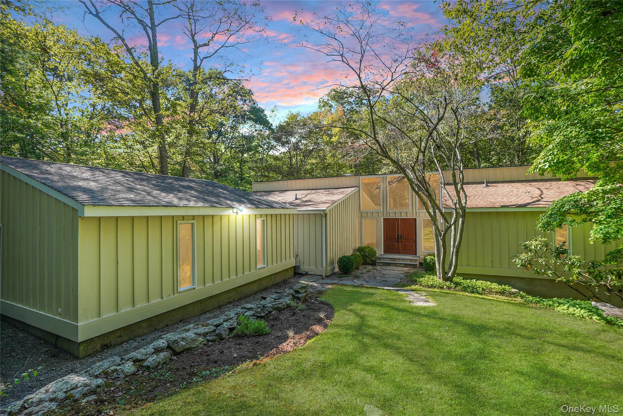 22 Peters Lane Pound Ridge, NY 10576 - Photo 1 of 43 Welcome Home! 22 Peters Lane Pound Ridge, NY 10576