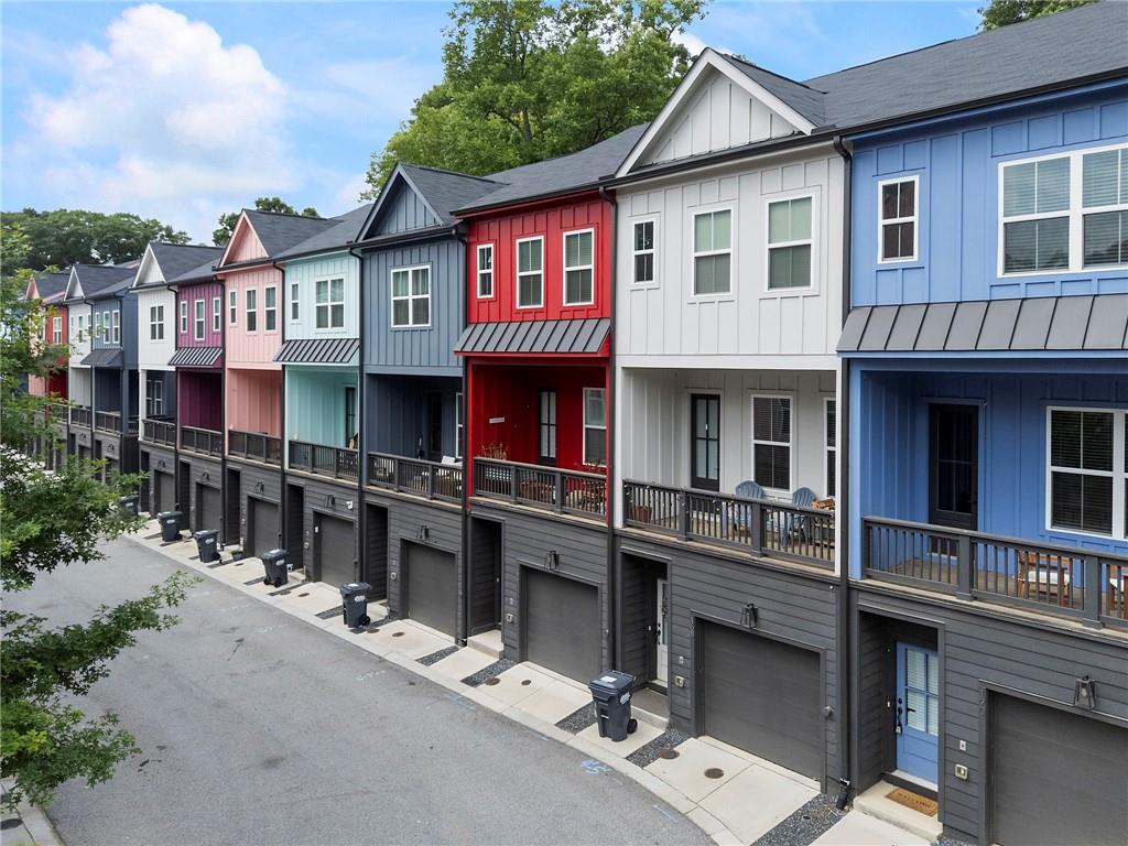 152 Color Circle Atlanta, GA 30317 - Photo 1 of 1 Gallery Image 1