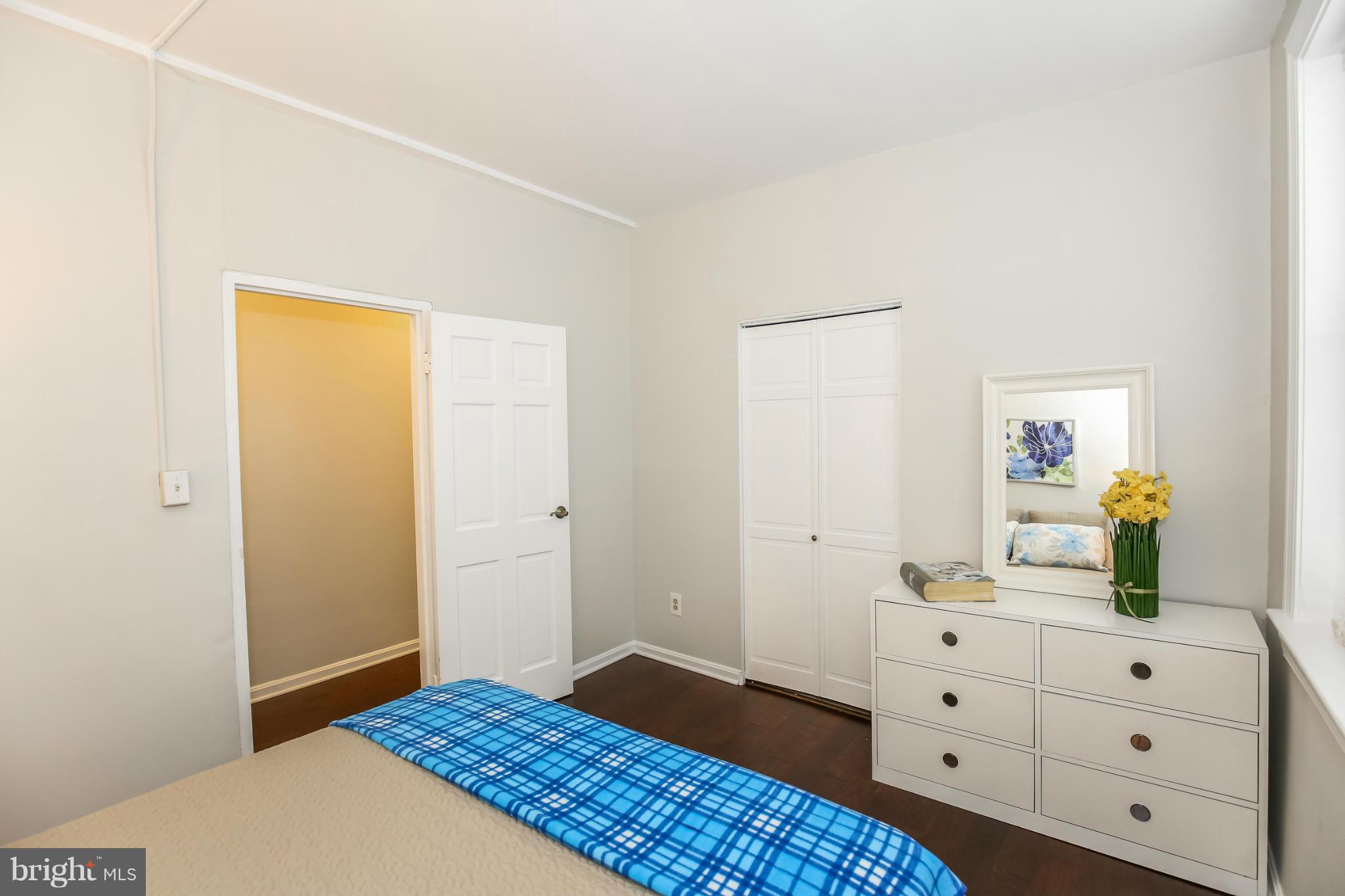 1831 Belmont Road Northwest, Unit 304 Washington, DC 20009 - Photo 13 of 19 Bedroom
