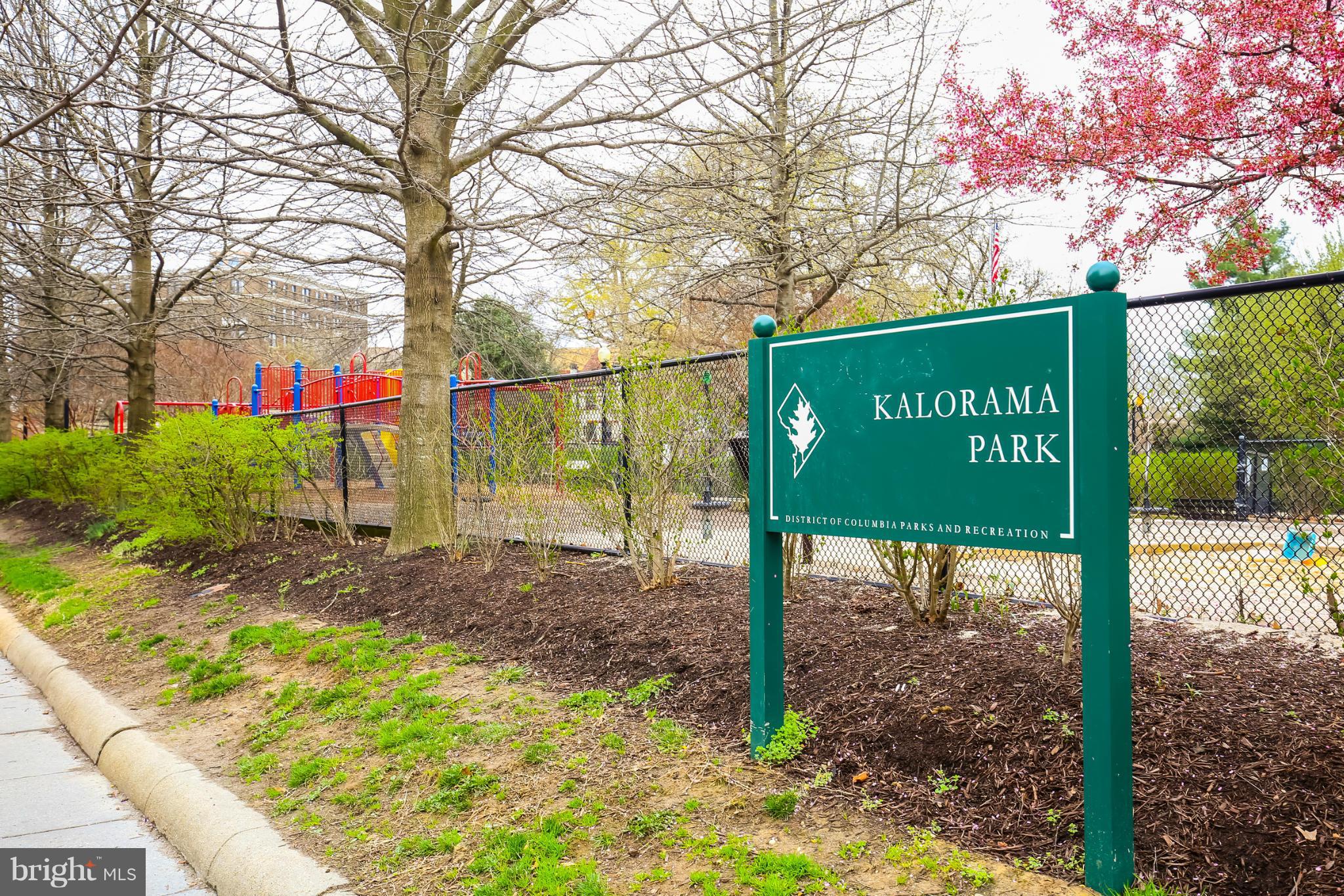 1831 Belmont Road Northwest, Unit 304 Washington, DC 20009 - Photo 17 of 19 Exterior (General)