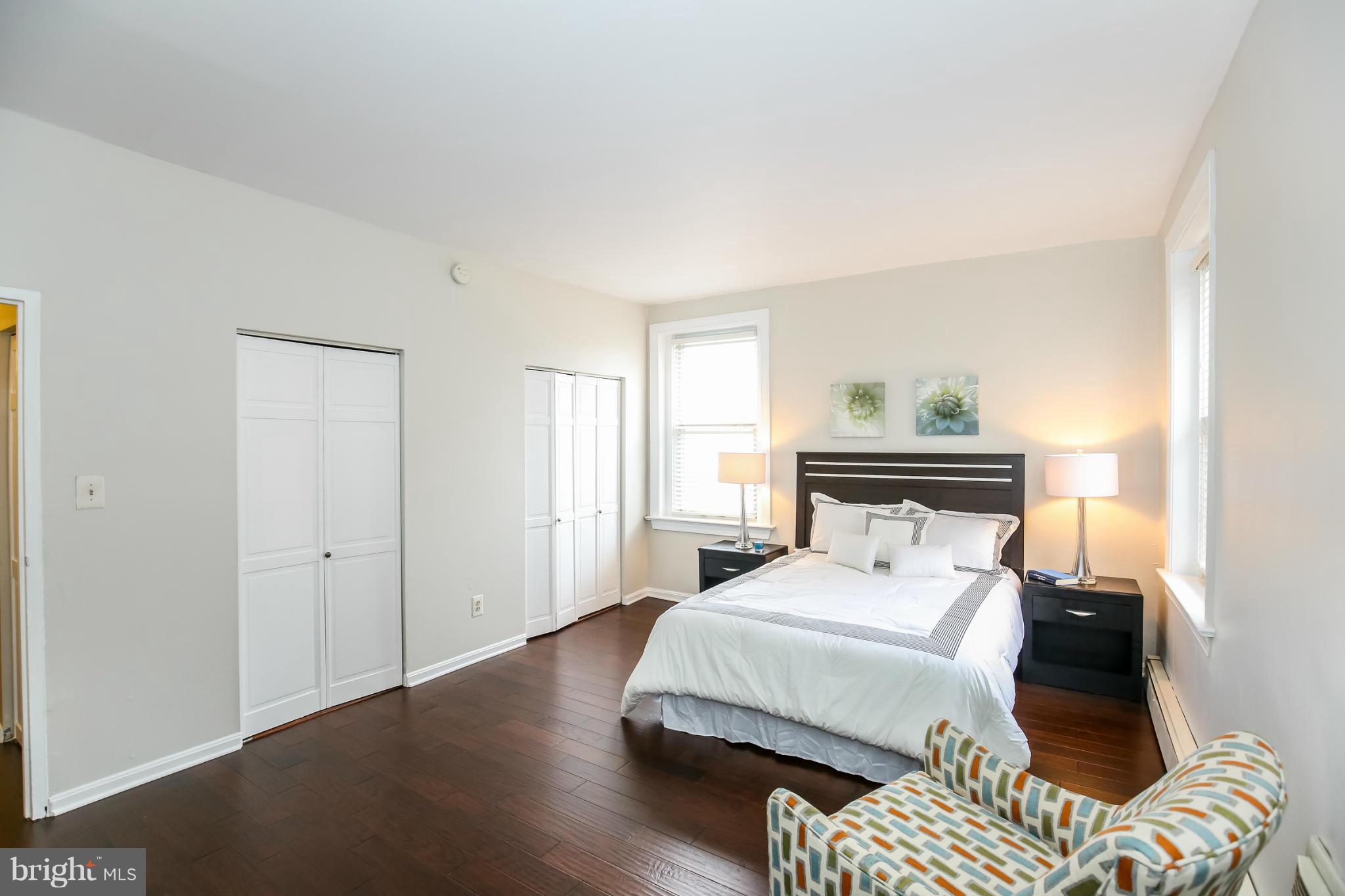 1831 Belmont Road Northwest, Unit 304 Washington, DC 20009 - Photo 5 of 19 Bedroom (Master)