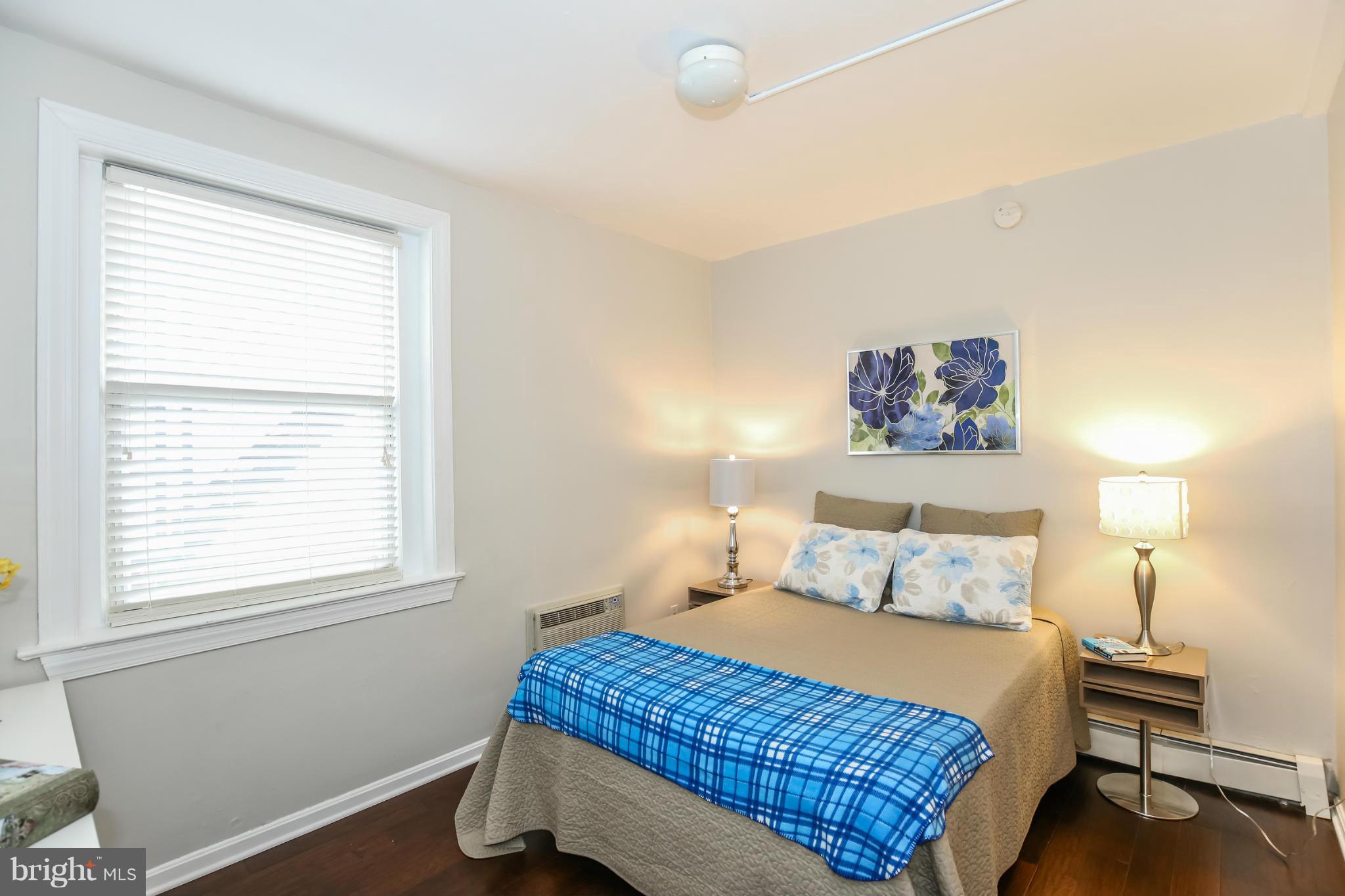 1831 Belmont Road Northwest, Unit 304 Washington, DC 20009 - Photo 6 of 19 Bedroom