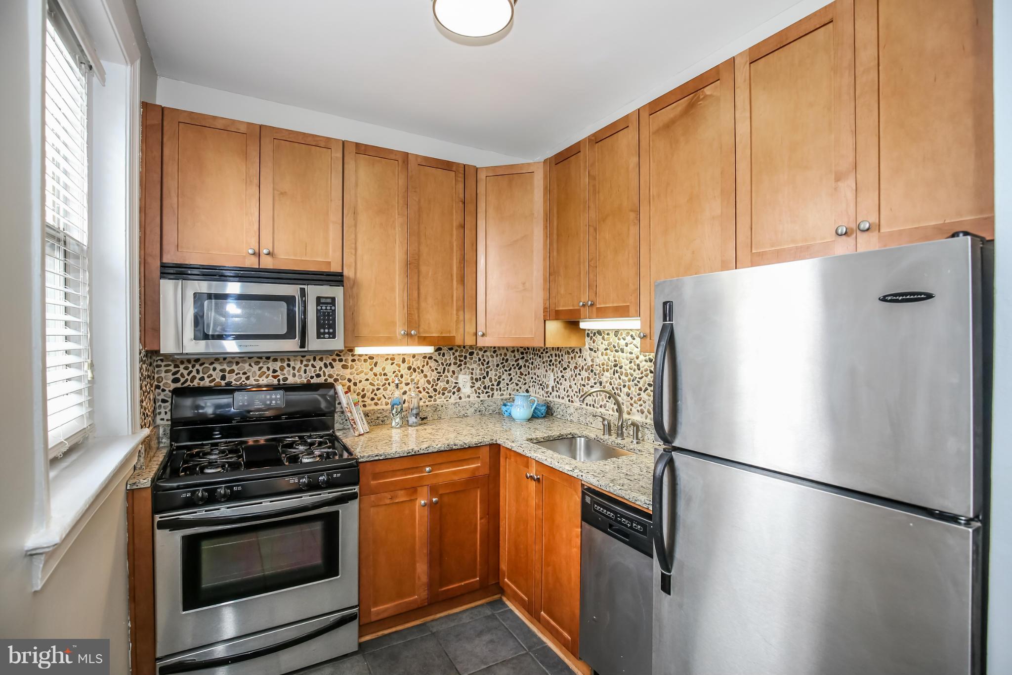 1831 Belmont Road Northwest, Unit 304 Washington, DC 20009 - Photo 7 of 19 Kitchen
