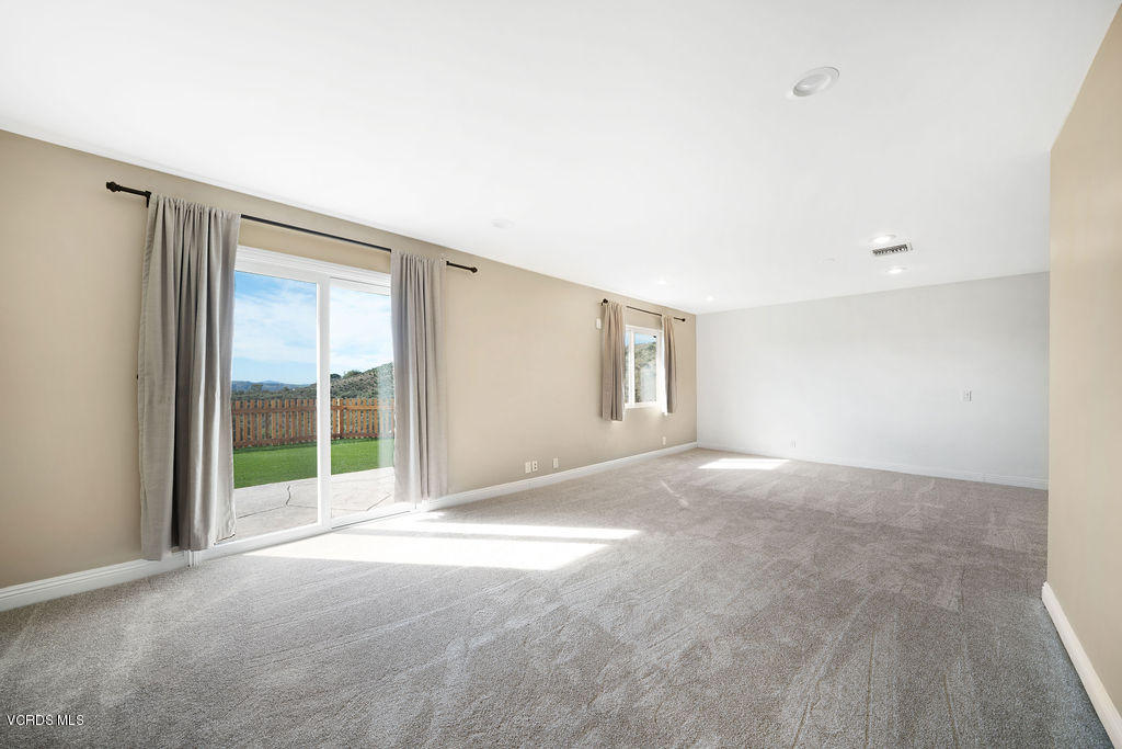 3401 Ditch Road Simi Valley, CA 93063 - Photo 29 of 72 DSC01593