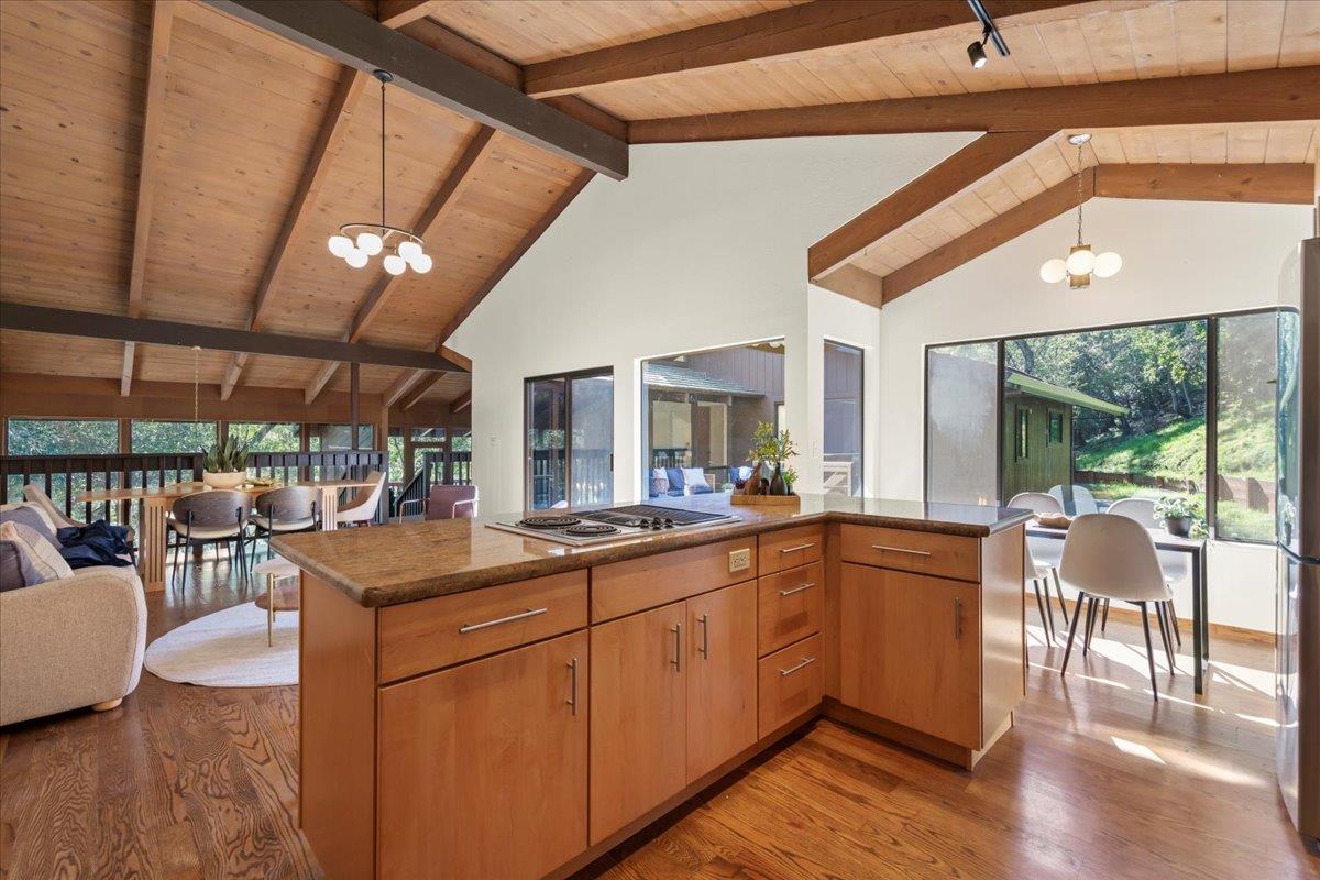 101 Ravinia Way Los Gatos, CA 95030 - Photo 10 of 48