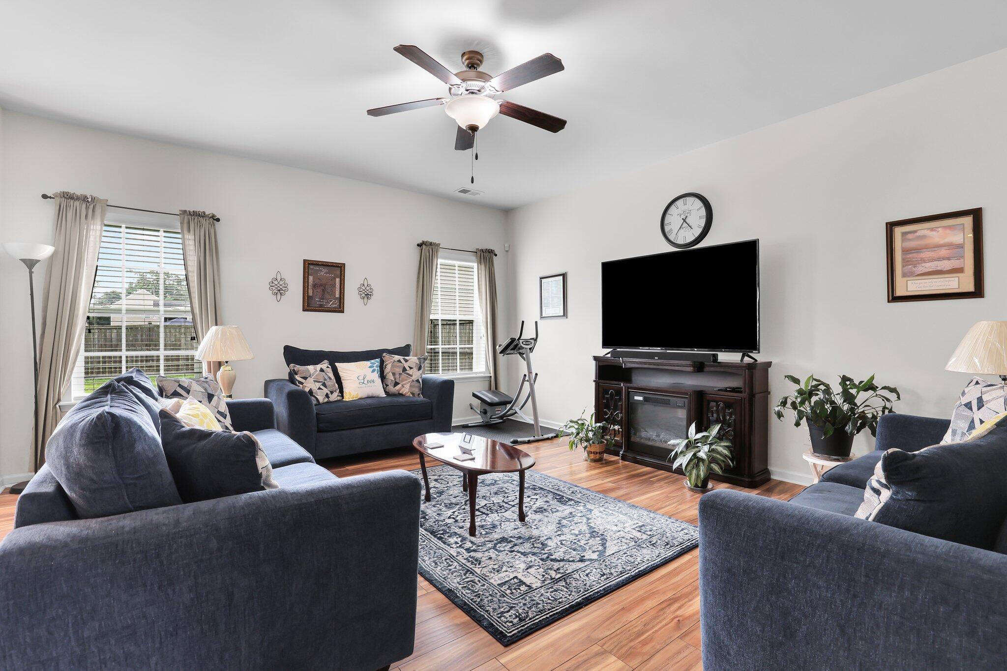 3045 Adventure Way Ladson, SC 29456 - Photo 8 of 24 Family room