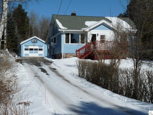 4189 Kingston Road Duluth, MN 55803 - Photo 1 of 21