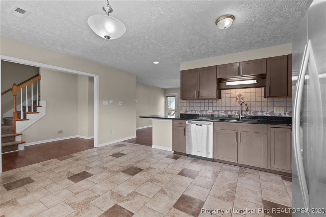 5528 Rising Ridge Drive Hope Mills, NC 28348 - Photo 9 of 38 Gallery Image 9