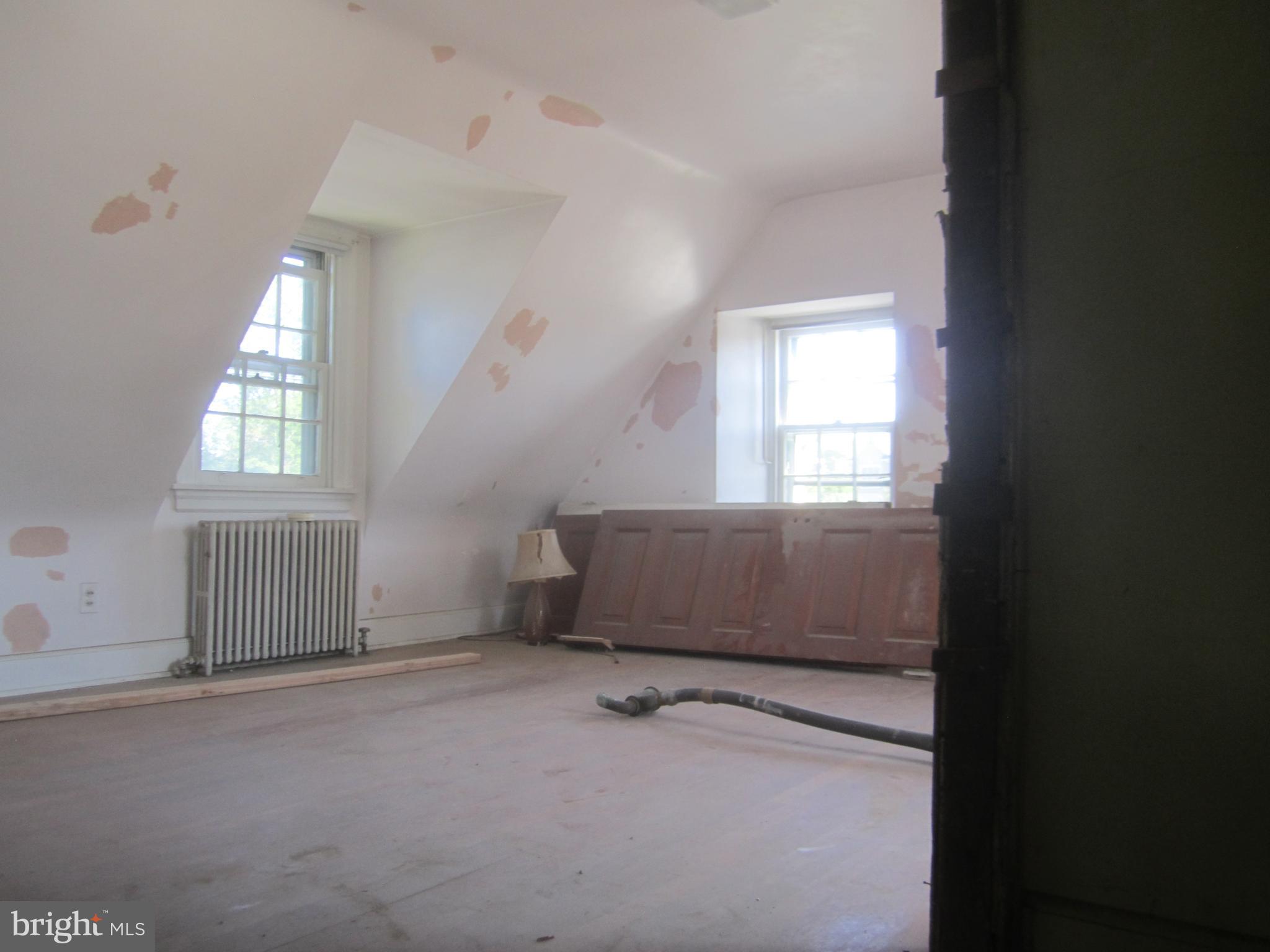 306 West Wayne Avenue Wayne, PA 19087 - Photo 17 of 25 Bedroom 2 upstairs