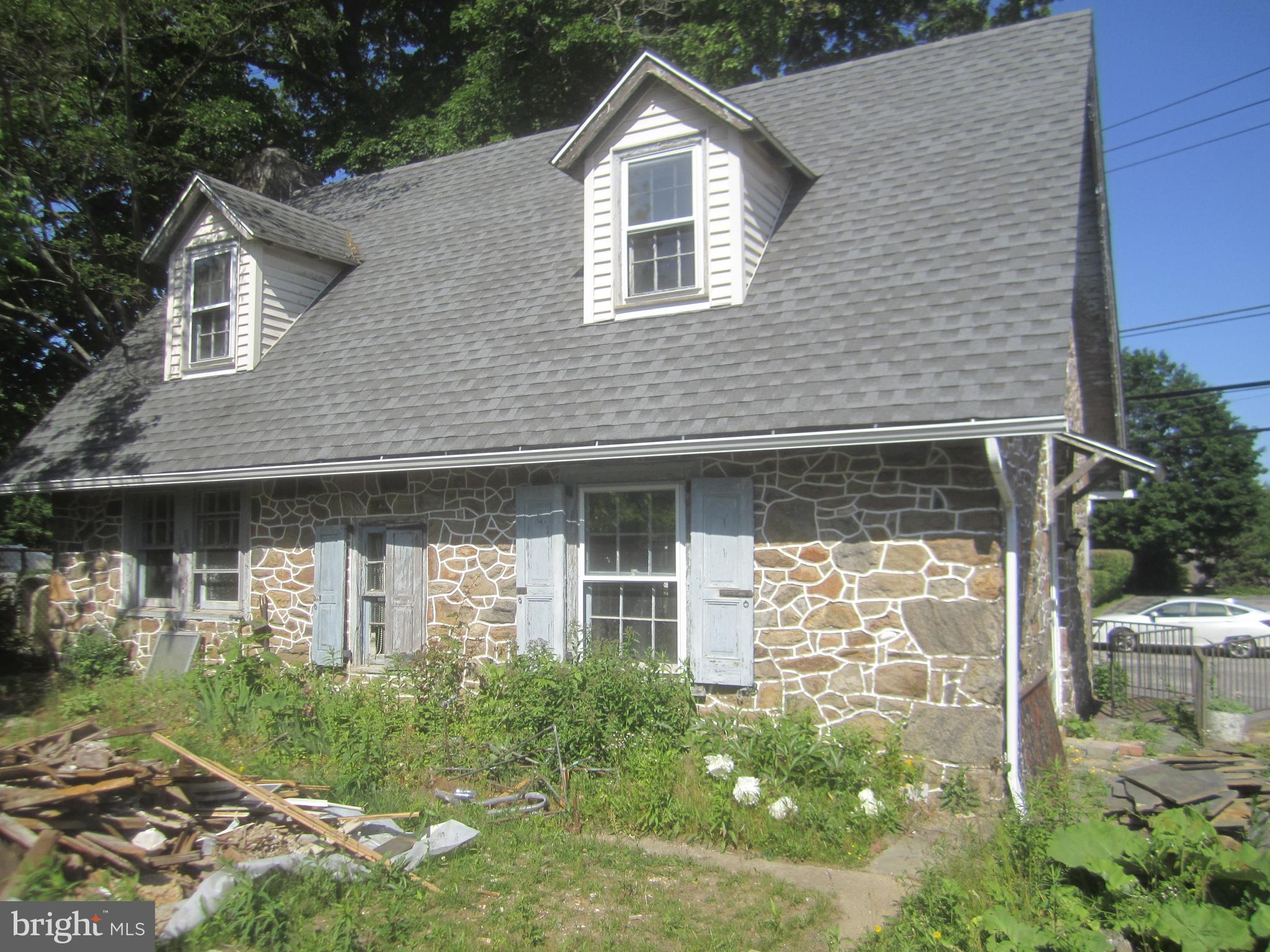 306 West Wayne Avenue Wayne, PA 19087 - Photo 3 of 25 Back exterior