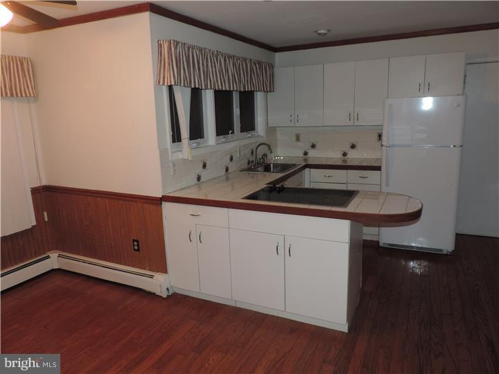 41 Red Berry Road Levittown, PA 19056 - Photo 22 of 25 Kitchen