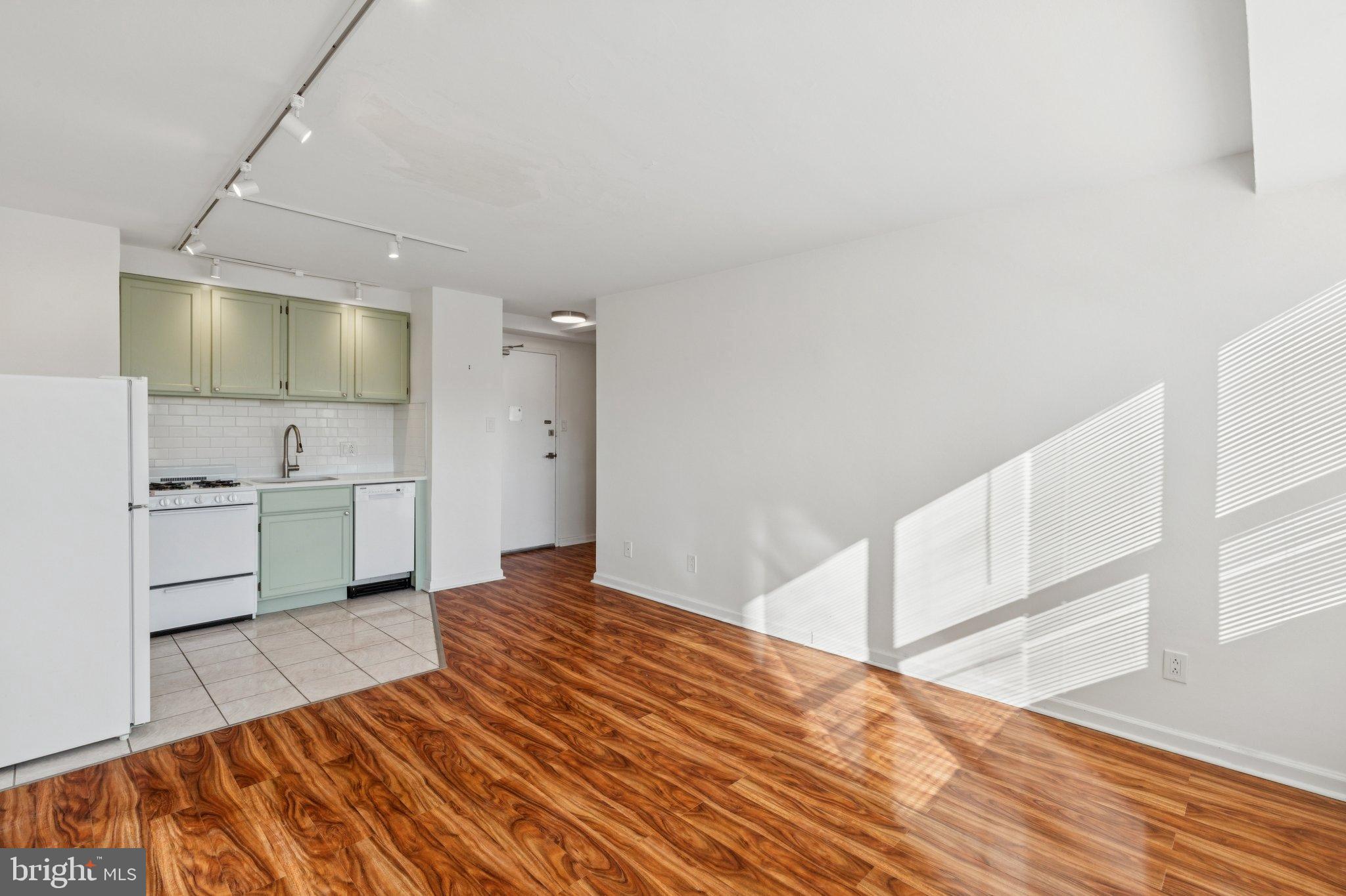 1810 Rittenhouse Square, Unit 406 Philadelphia, PA 19103 - Photo 10 of 17 Bright and airy open-concept living space.