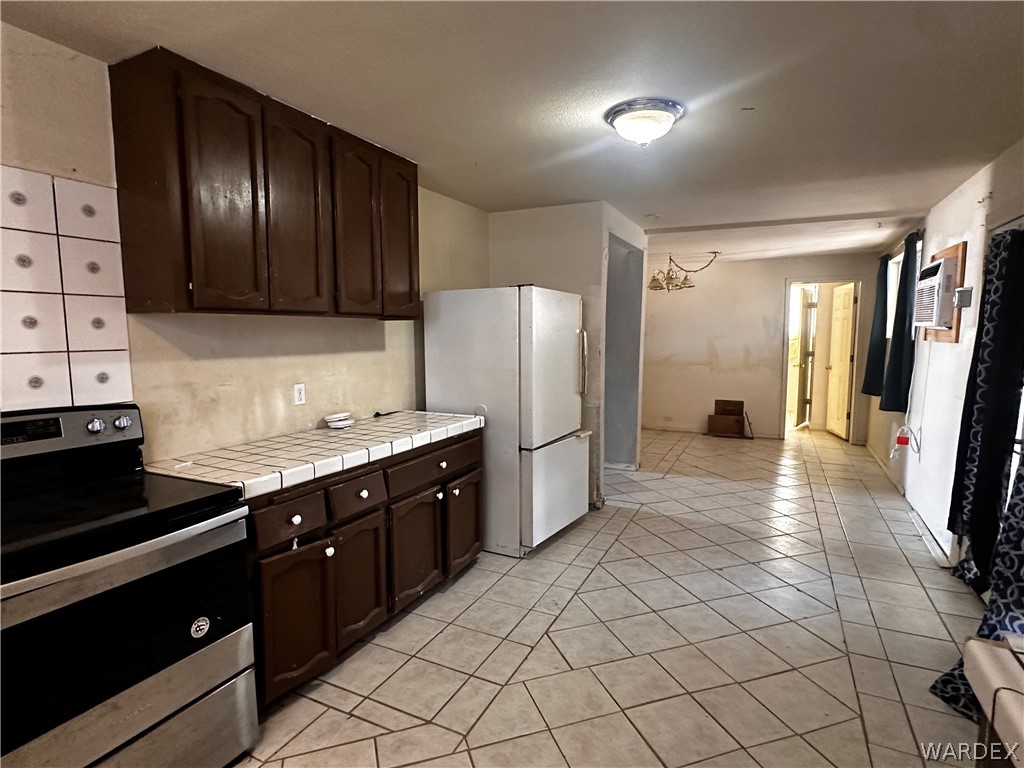 3868 Aztec Road Golden Valley, AZ 86413 - Photo 9 of 64