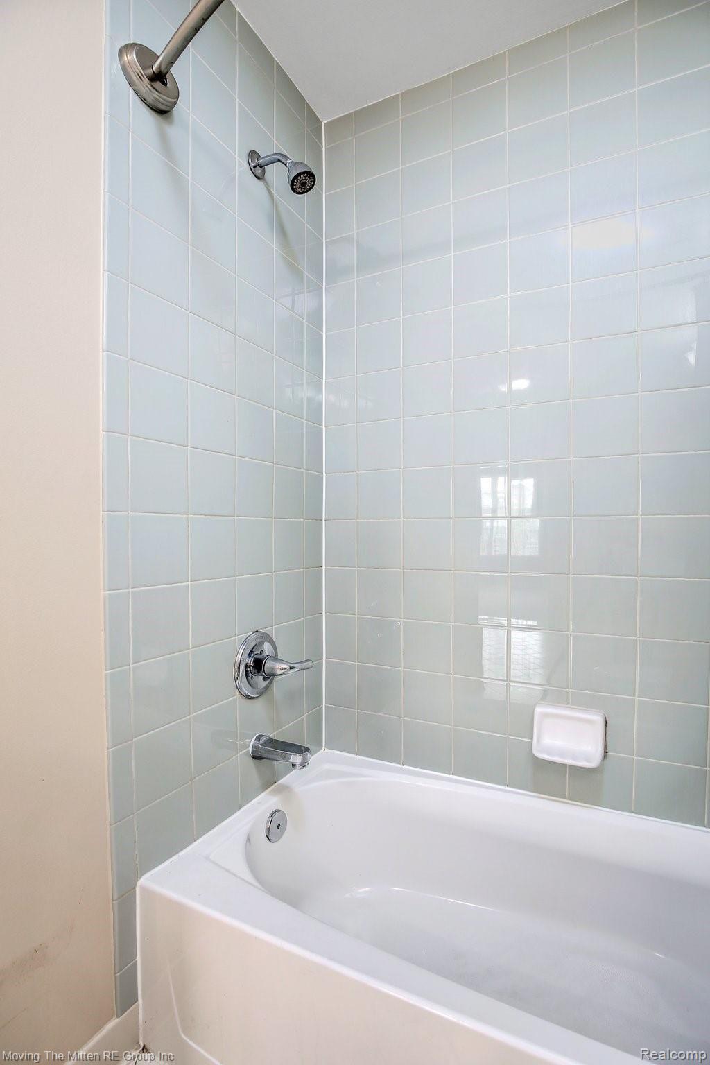 24906 Reeds Pointe Drive, Unit 47 Novi, MI 48374 - Photo 48 of 78 24906+Reeds+Pointe+Dr+Novi-47-web.jpg