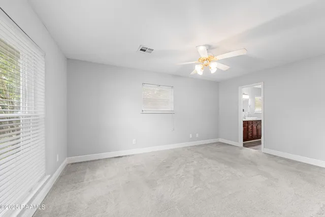 $215,900 | 7090 Clyve Road, Maurice, LA 70555