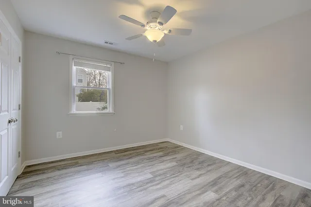 $359,990 | 409 Highland Drive, Edgewater, MD 21037