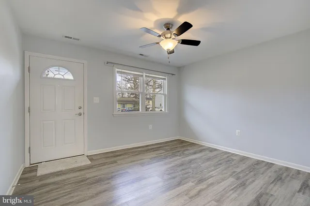 $359,990 | 409 Highland Drive, Edgewater, MD 21037