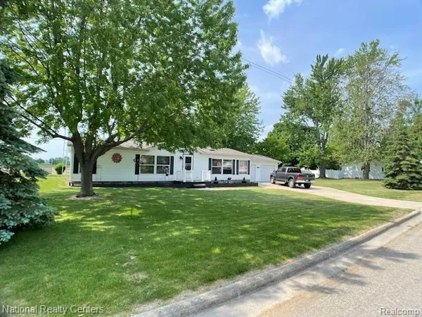 $159,900 | 2538 Parrott Street, Deckerville, MI 48427