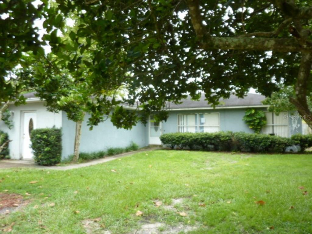 14822 Siplin Road Winter Garden, FL 34787 - Photo 1 of 1 a view of a backyard of the house