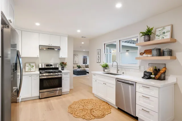 $4,595,000 | 564 Orange Avenue, Los Altos, CA 94022