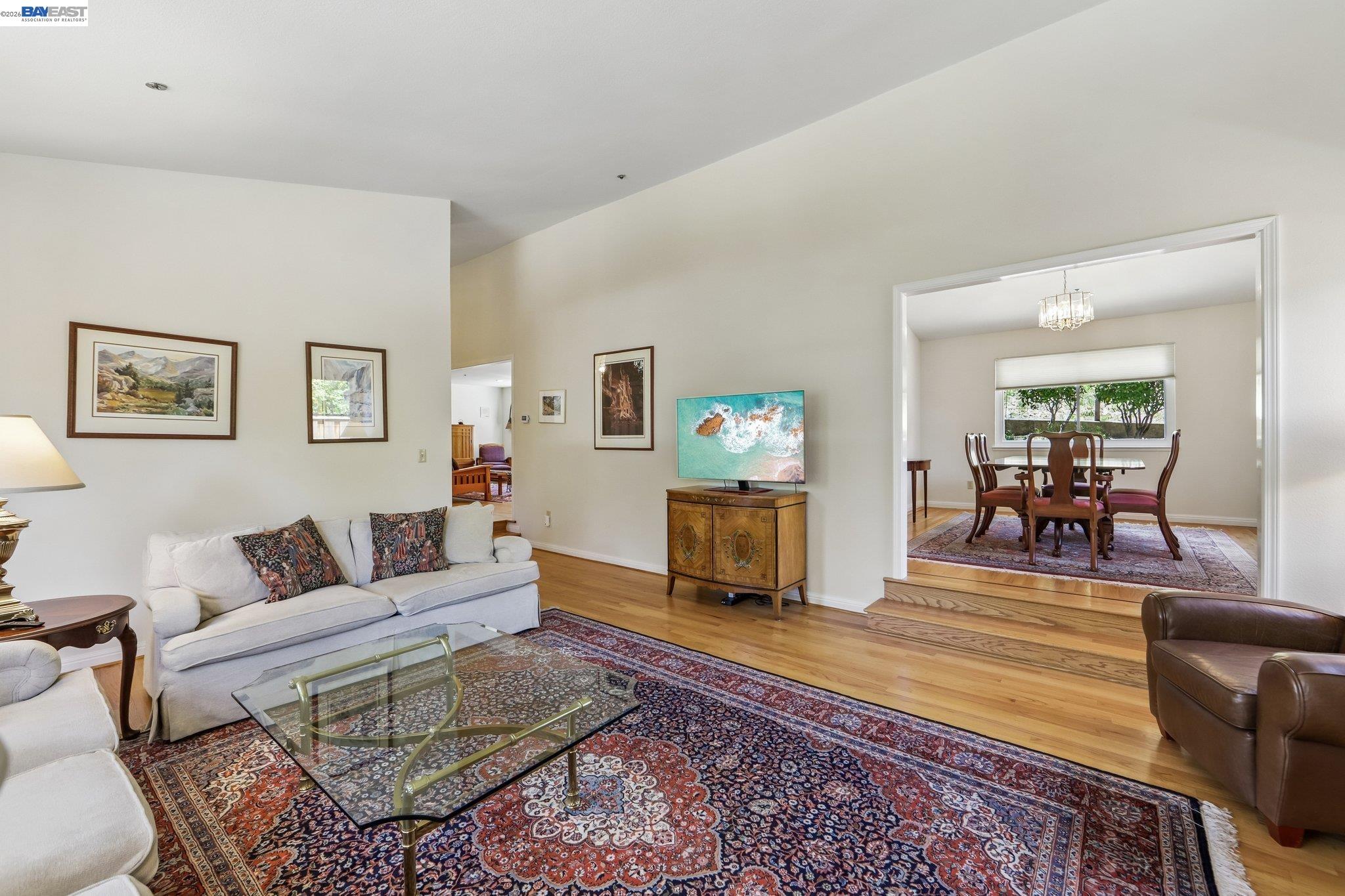 26 Oak Road Orinda, CA 94563 - Photo 8 of 58