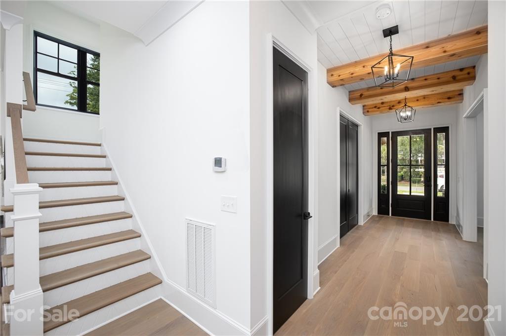 839 Sedgefield Road Charlotte, NC 28209 - Photo 5 of 29 Gallery Image 5