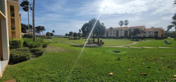 $2,300 | 145 Yacht Club Way, Unit 112, Hypoluxo, FL 33462